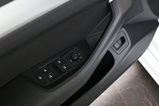 Kombi Volkswagen Passat 20 av 24