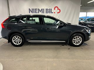 Volvo V60 Cross Country D4 Geartronic Classic Summum Lågmil