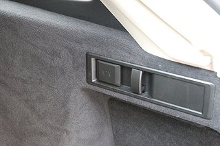 Kombi BMW 330e 26 av 26