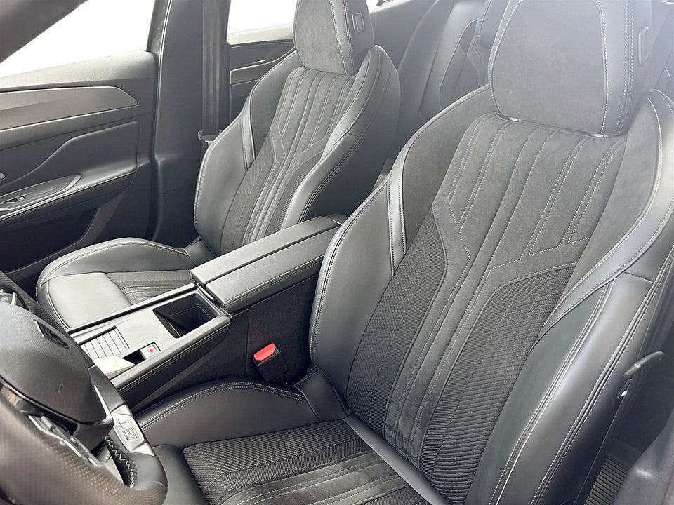 Bild på Peugeot 408 GT 1.2 PT 130hk Aut B-KAMERA CARPLAY