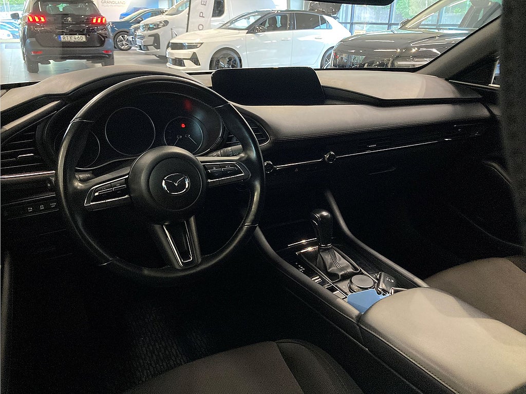 Bild på Mazda 3 Hatchback Sky 2.0 150hk Aut - B-KAMERA, 1 ÄGARE