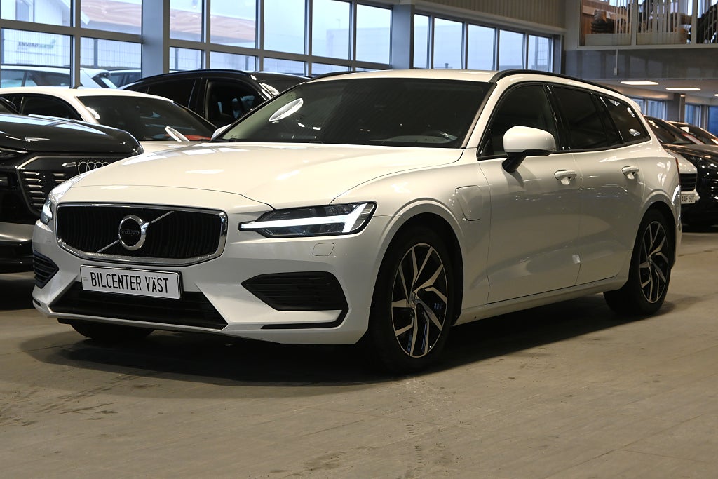 Volvo V60 Recharge T6 AWD Momentum Ed. Drag Teknikpaket