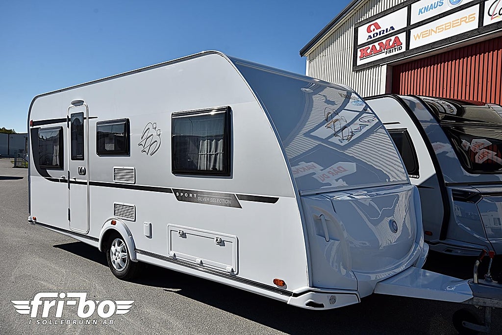 Knaus 500 EU Sport Silver Selection, Långbäddar