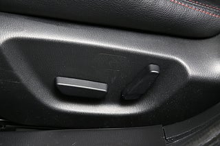 Halvkombi Mazda 3 13 av 27