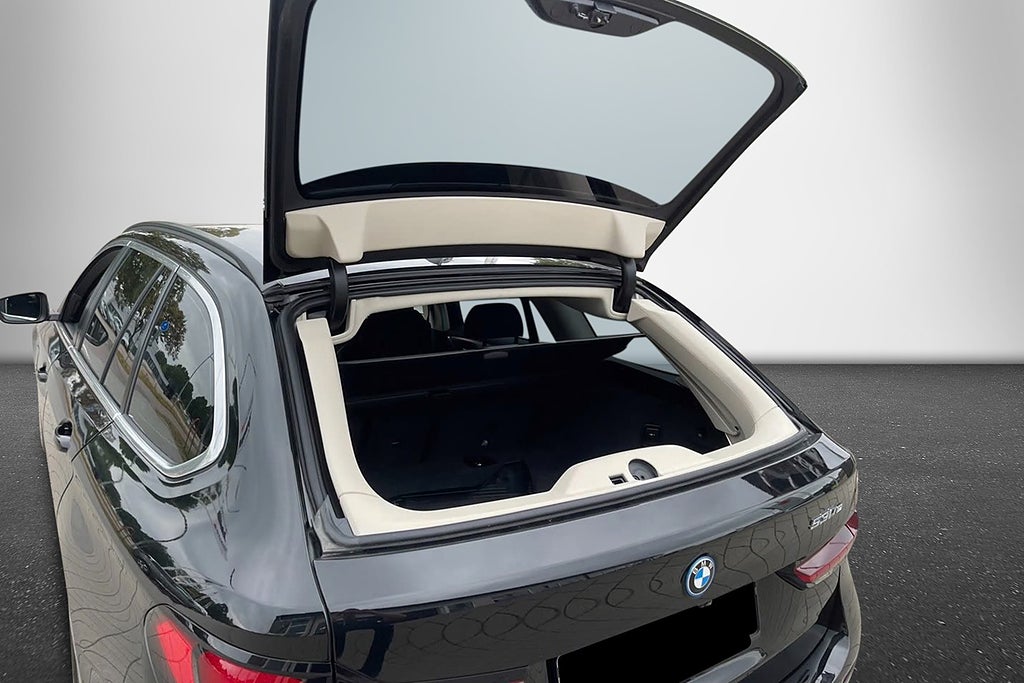 BMW 530e Touring 292hk G31 LCI Kamera Rattvärme Drag 2022, bild 17