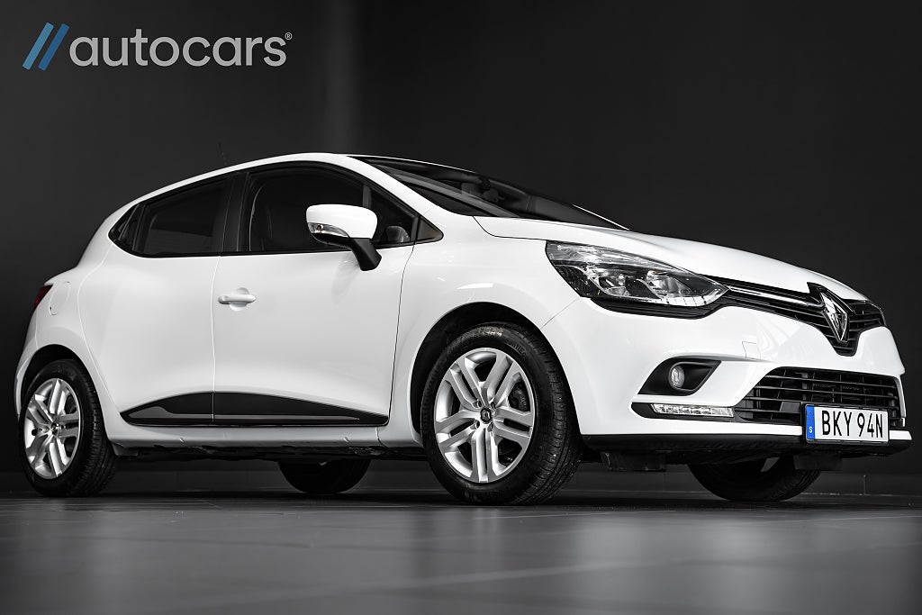 Renault Clio 0.9 TCe Zen|Navigation|Motorvärmare|PDC|Farthållare