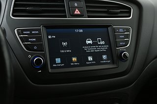 Halvkombi Hyundai i20 12 av 23