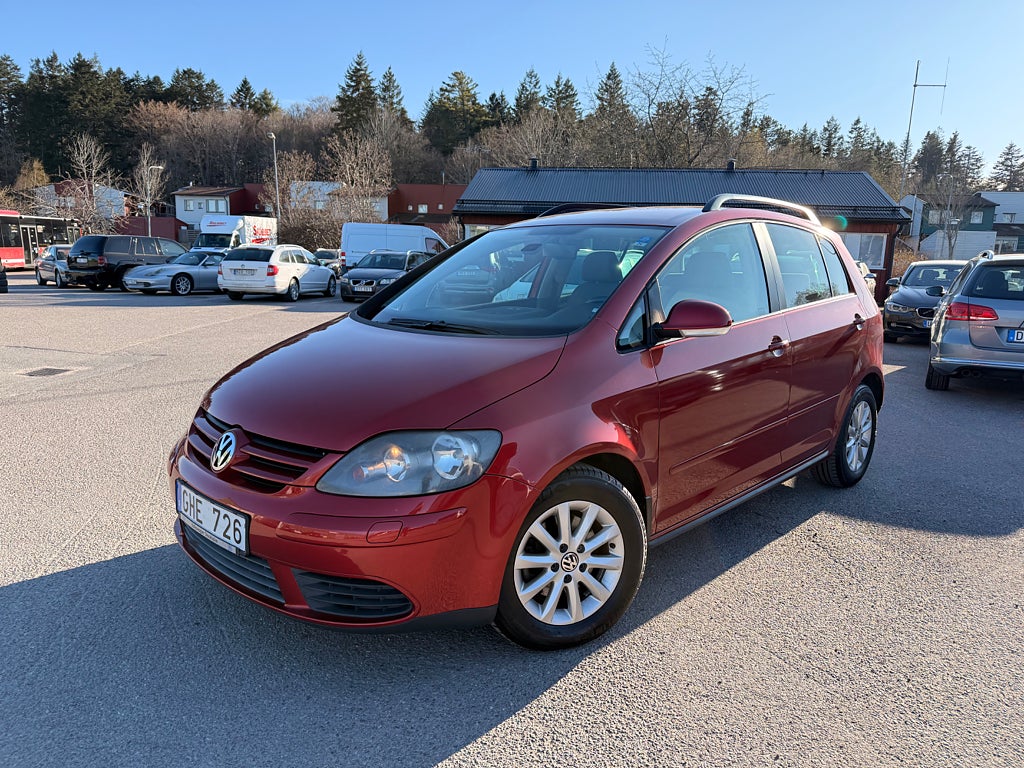 Volkswagen Golf Plus 1.4 TSI Trendline Dragkrok Värmare Två ägare 