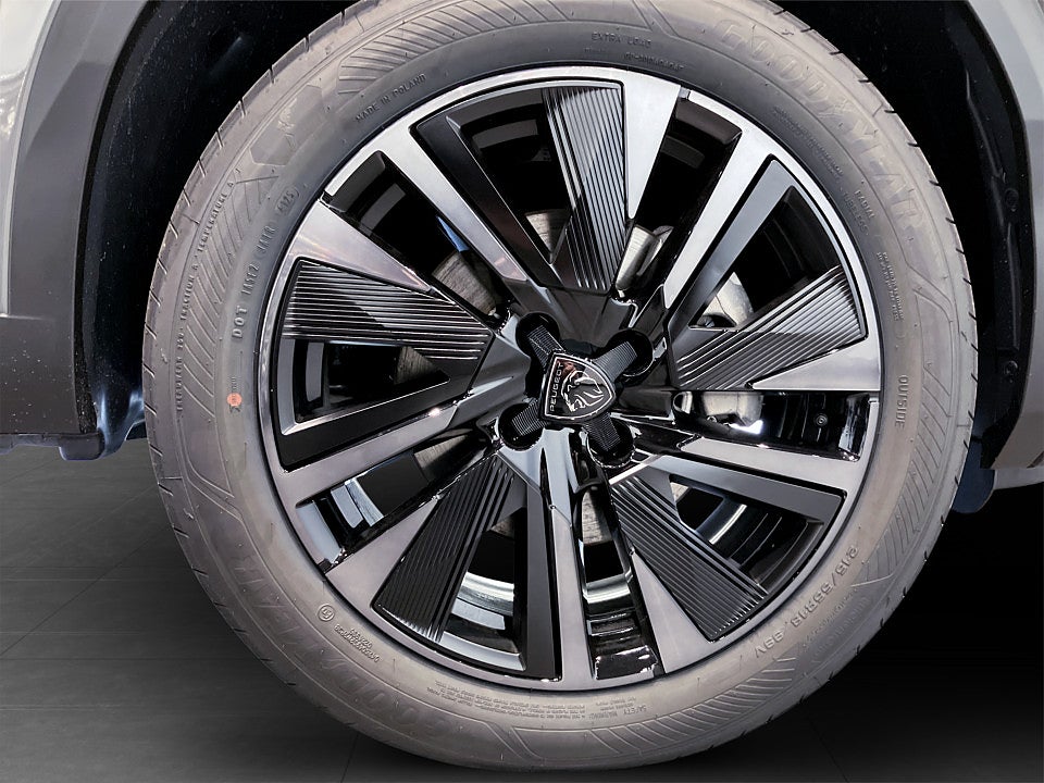 Bild på Peugeot 2008 GT Hybrid Aut - OMGÅENDE LEVERANS!