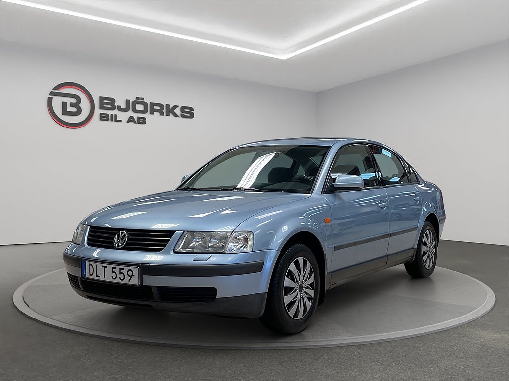 Volkswagen Passat 1.8 Basis Comfortline 2Brukare 125hk