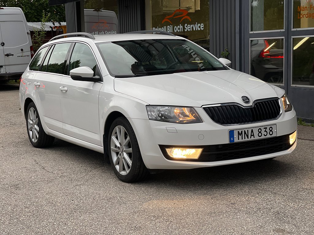 Skoda Octavia Kombi 1.6 TDI Drivers Edition Euro 5