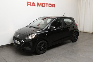 Halvkombi Hyundai i10 1 av 23