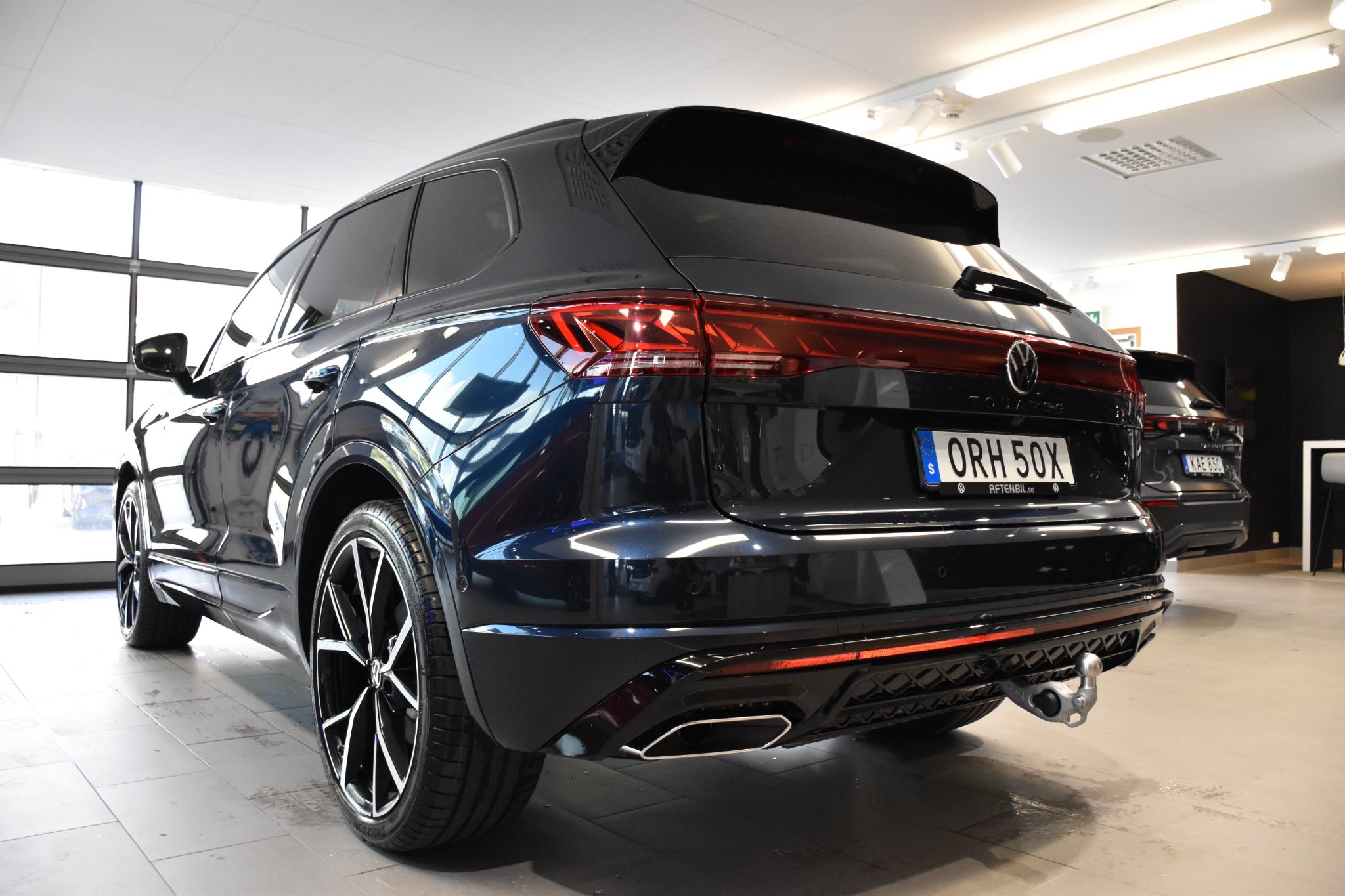 Volkswagen Touareg 286hk 4M R-line Black 2026, bild 6/54