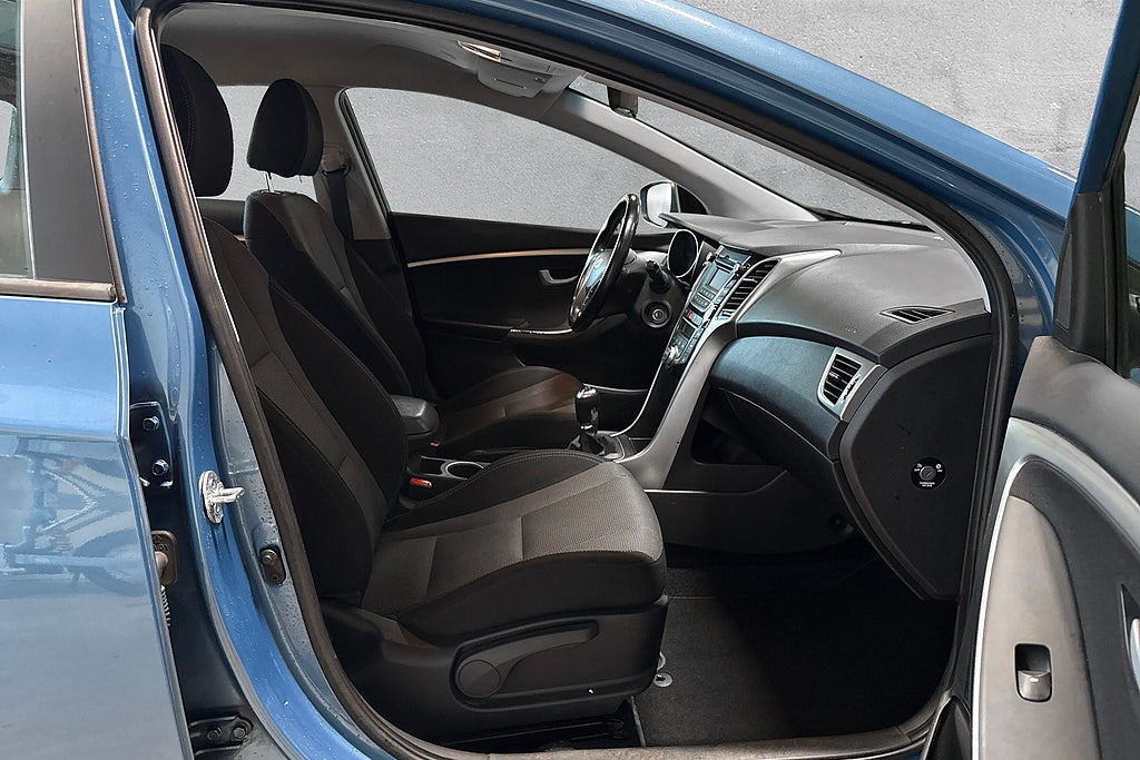 Hyundai i30 Kombi 1.6 CRDi Business 1-Ägare Välservad