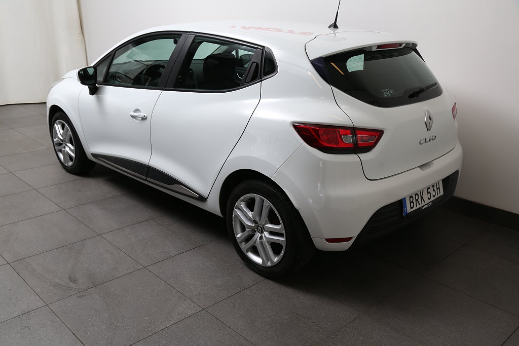 Renault Clio 0,9 TCe 90hk Zen 5dr Navi 2019