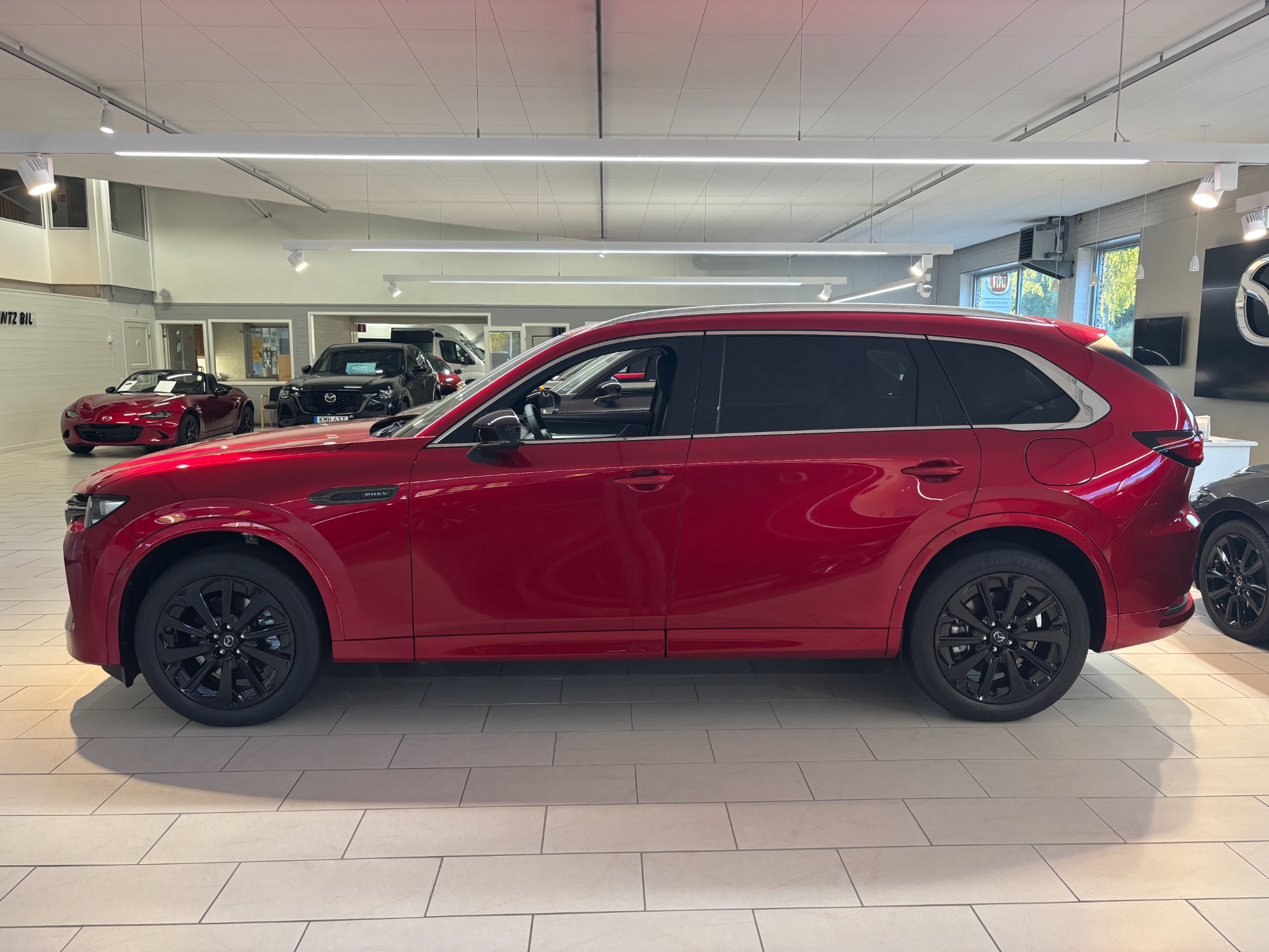 Mazda CX-80 2.5 PHEV AWD (327hk) 2025, photo 3/37