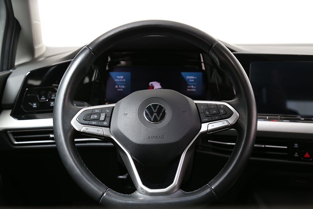Volkswagen Golf 1,0 TSI 110hk Edition 5D P-sensor CarPlay
