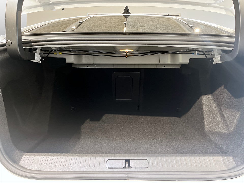 Bild på Citroën C4-X Shine 1.2 PT 130hk Aut B-KAMERA CARPLAY