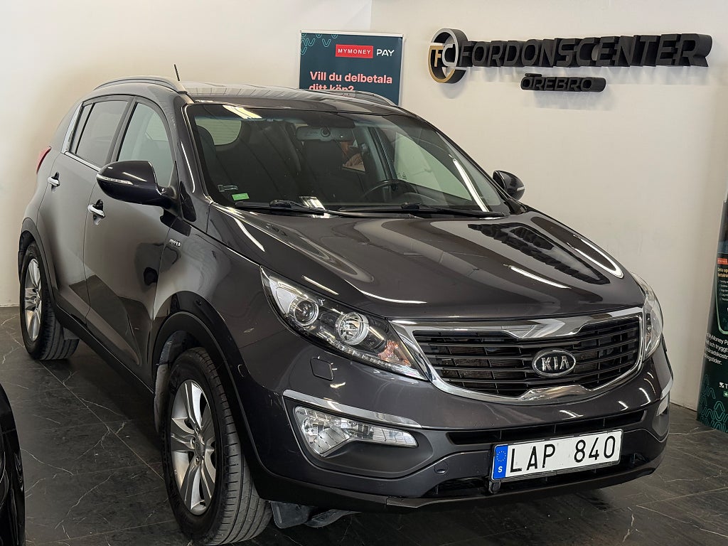 Kia Sportage 2.0 CVVT 4WD Drag | M-Värmare | PDC | BT | Nybesiktigad