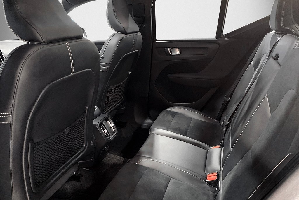 Volvo XC40 T2 R-Design | Harman | Drag | Pano | Navi 2021