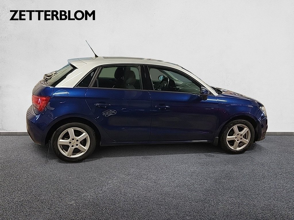 Halvkombi Audi sportback 2 av 13