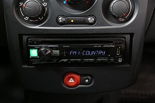 Halvkombi Renault Clio 20 av 23