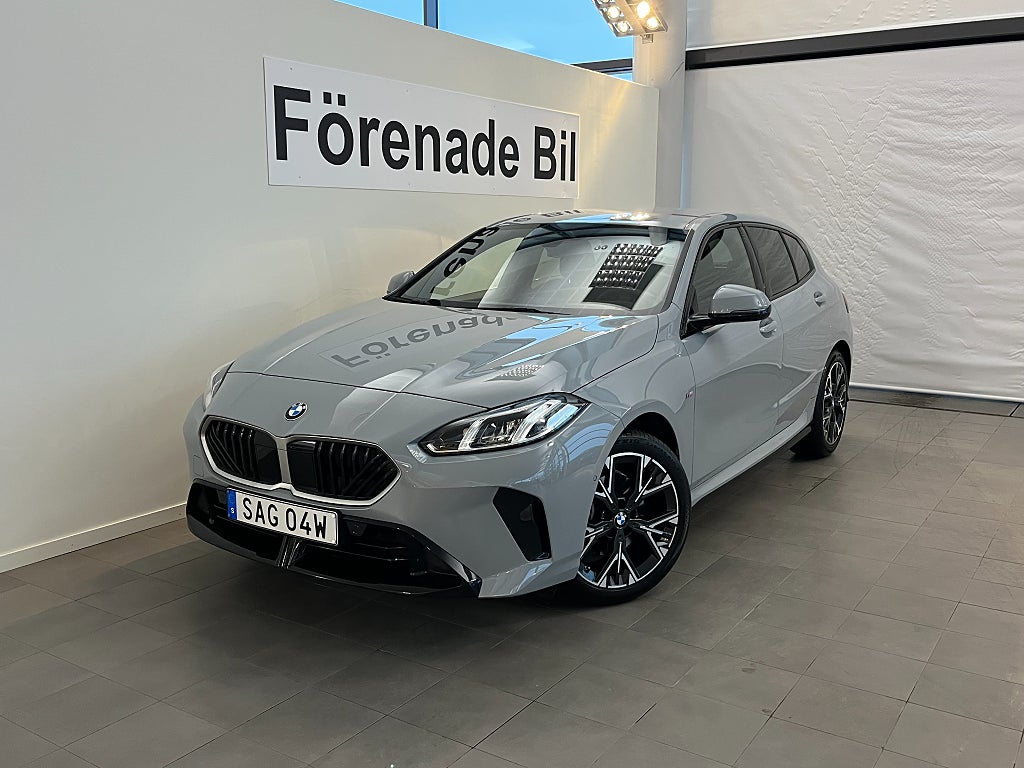 BMW 120 M Sport Rattvärme Drive Assist Backkamera Tonade Rutor