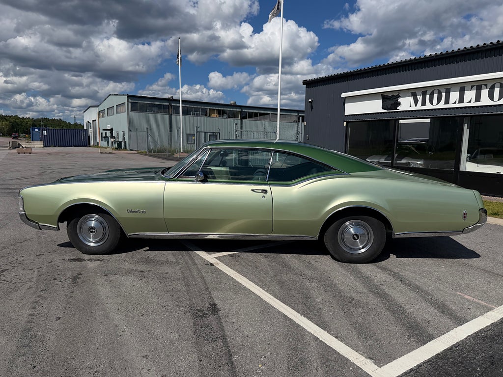Oldsmobile Delmont 88 Holiday Coupé 7.5 V8 0kr insats 2182kr/mån