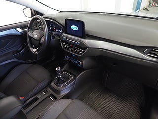 Halvkombi Ford Focus 9 av 21