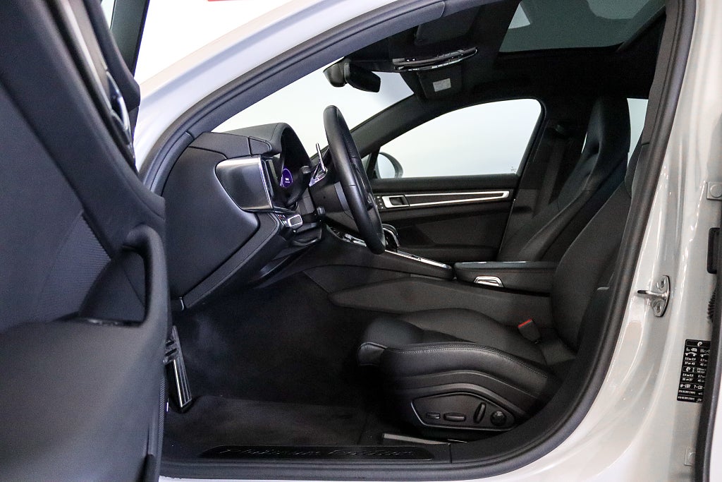 Porsche Panamera 4 E-Hybrid PDK Platinum Edition MOMS