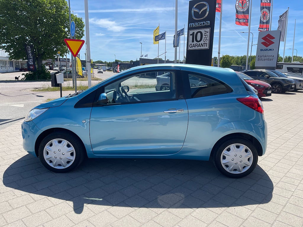 Ford Ka 1.2 Titanium 69 hk ENDAST 8692 mil