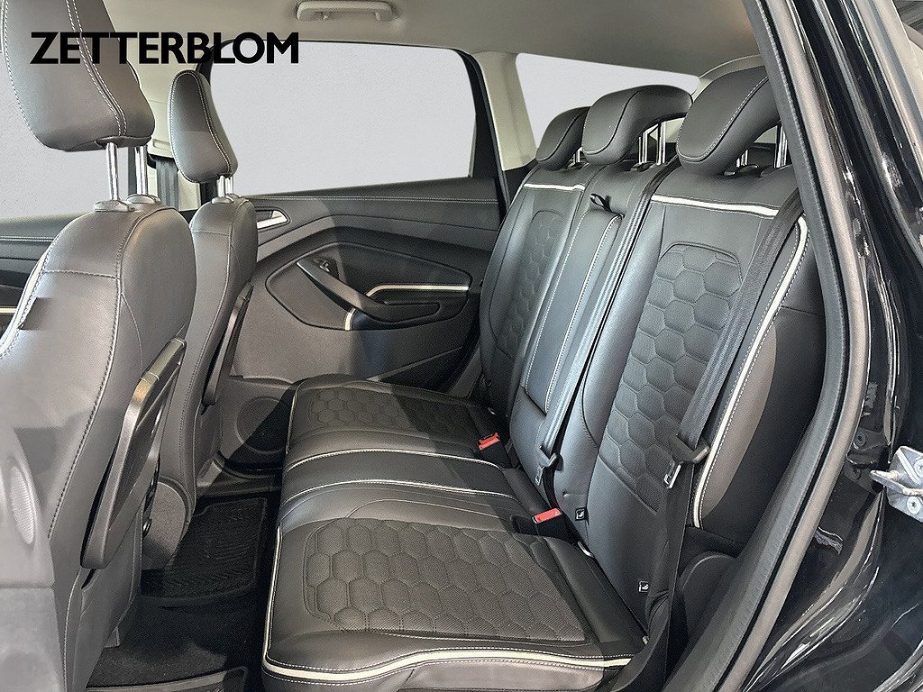 SUV Ford Kuga 9 av 13