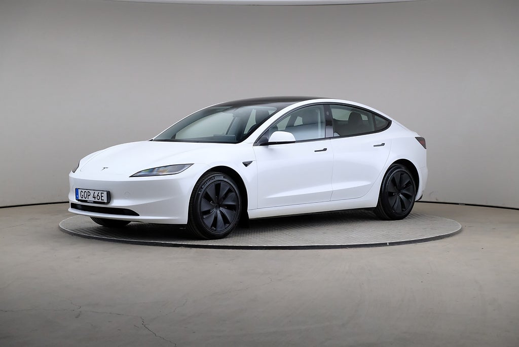 Tesla Model 3 Standard Range RWD Premium