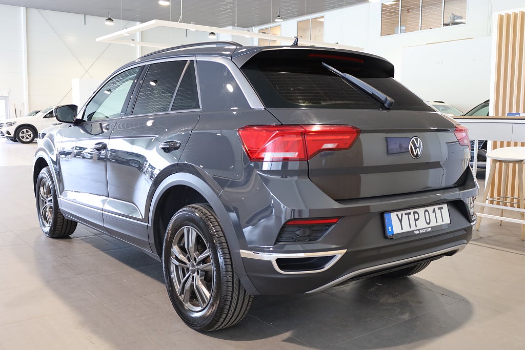 Volkswagen T-Roc 1.5 TSI ACT AUT Värmare PDC Apple Carplay 2022