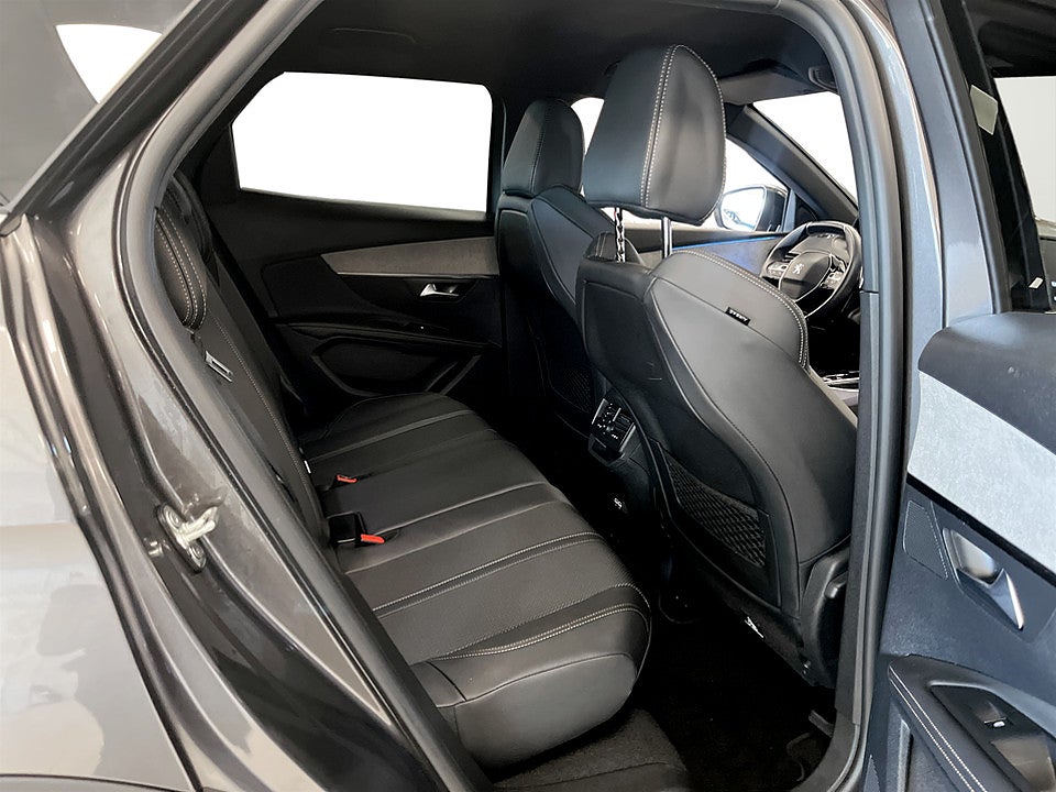 Bild på Peugeot 3008 GT 1.2 PT 130hk Aut B-KAMERA CARPLAY