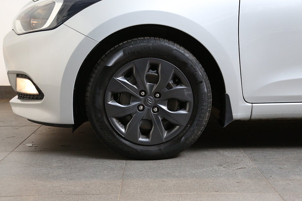Hyundai i20 1,2 Move! 5D Bluetooth Dragkrok 2018