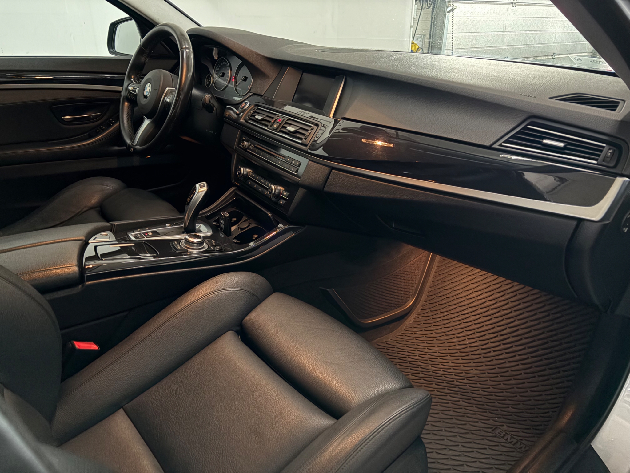 BMW 520 2016, bild 6/44