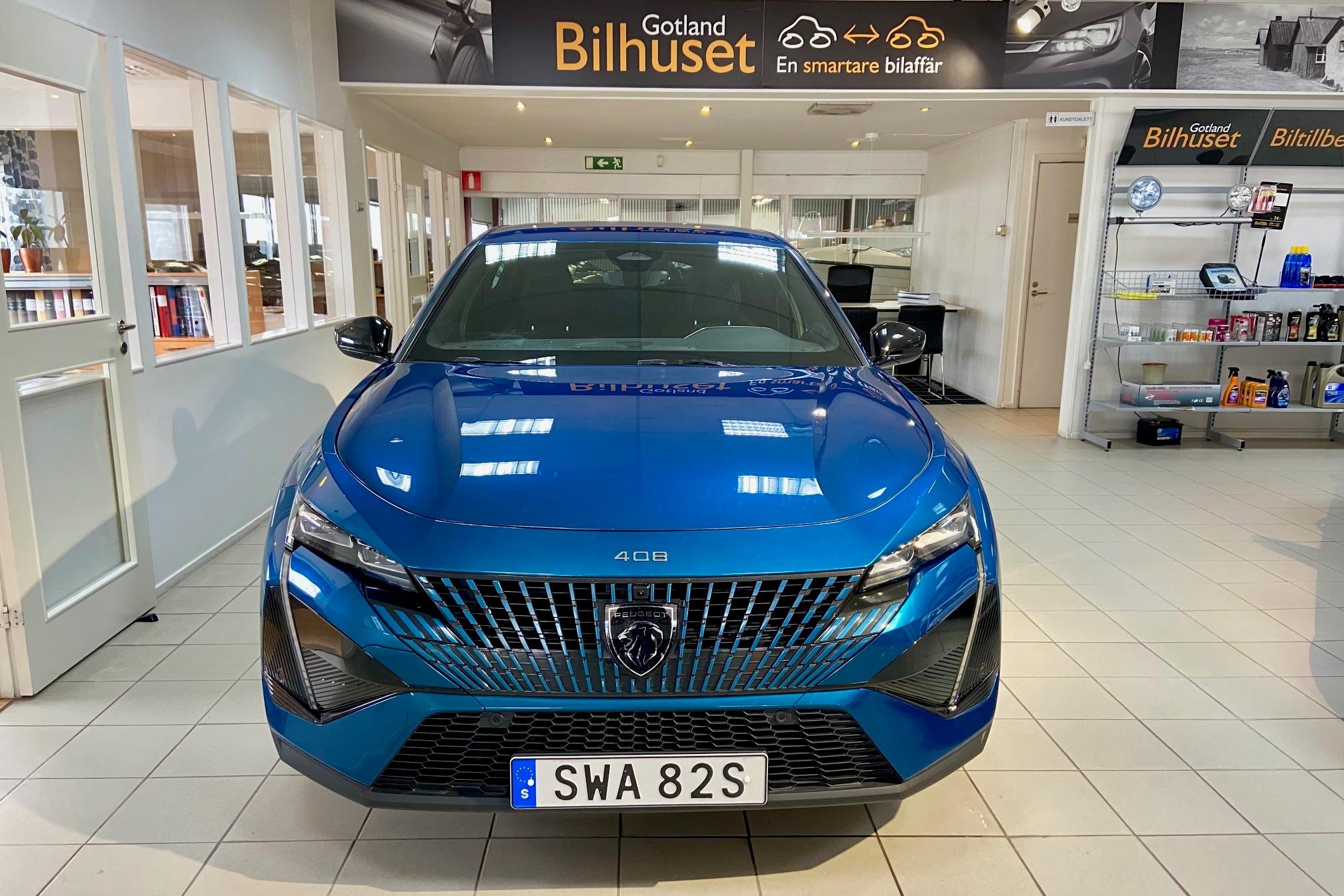 Peugeot 408 1.2 PureTech 130 EAT 2024, bild 4/48