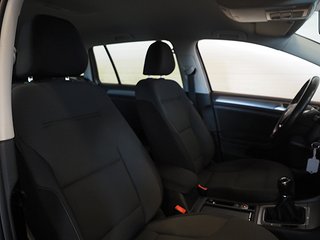 Kombi Volkswagen Golf 15 av 19