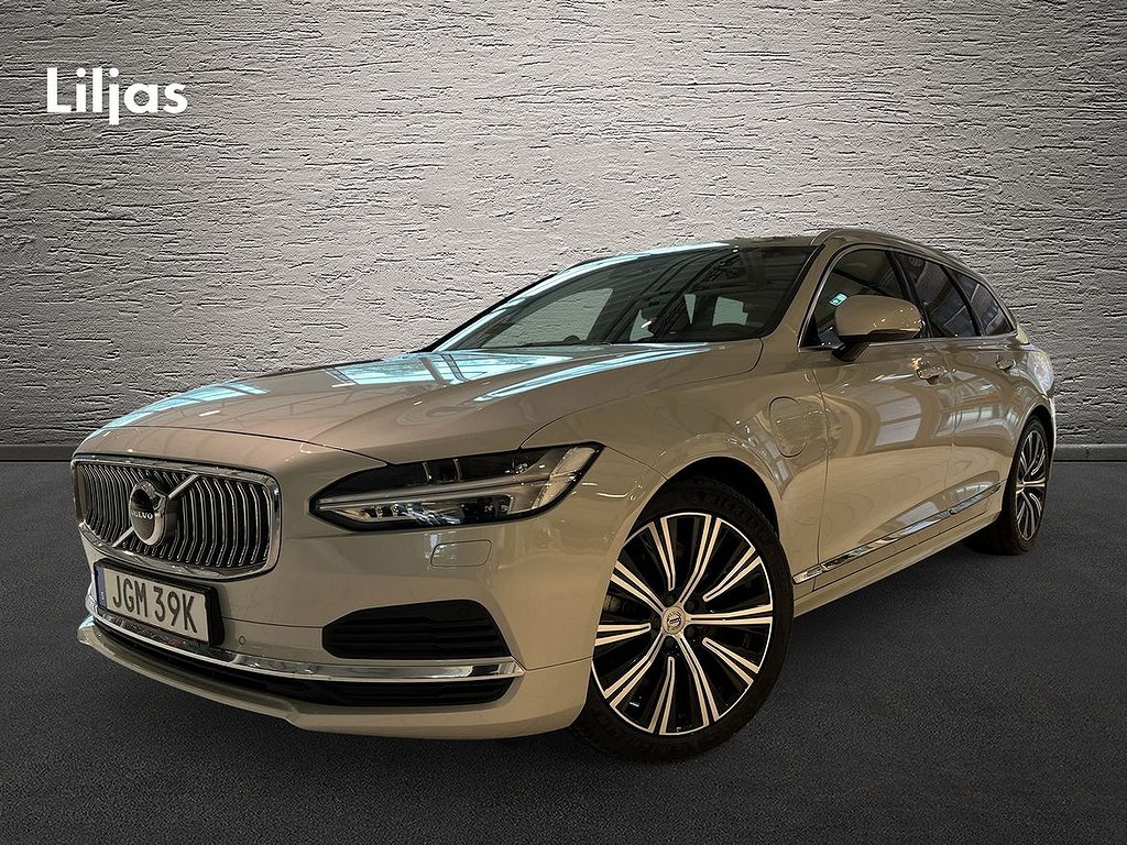 Volvo V90 Recharge T6 Inscription//Bowers&Wilkins//Dragkrok//