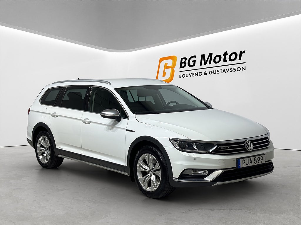 Volkswagen Passat Alltrack 2.0 TDI 190hk 4M Aut Drag/Värmare/Backkamera