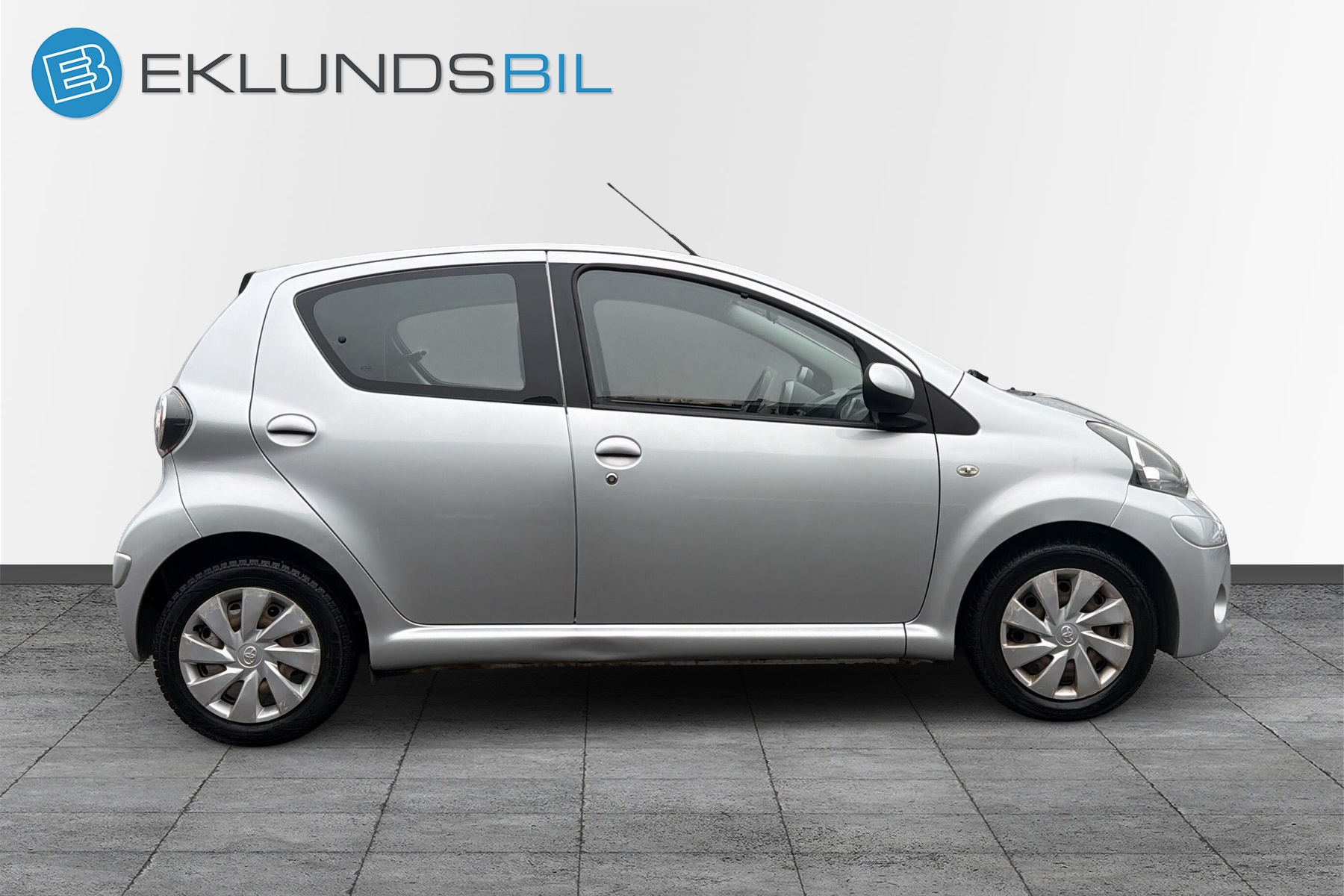 Toyota Aygo 5-dörrar 1.0 VVT-i Bluetooth 2012 - miniatyr 23