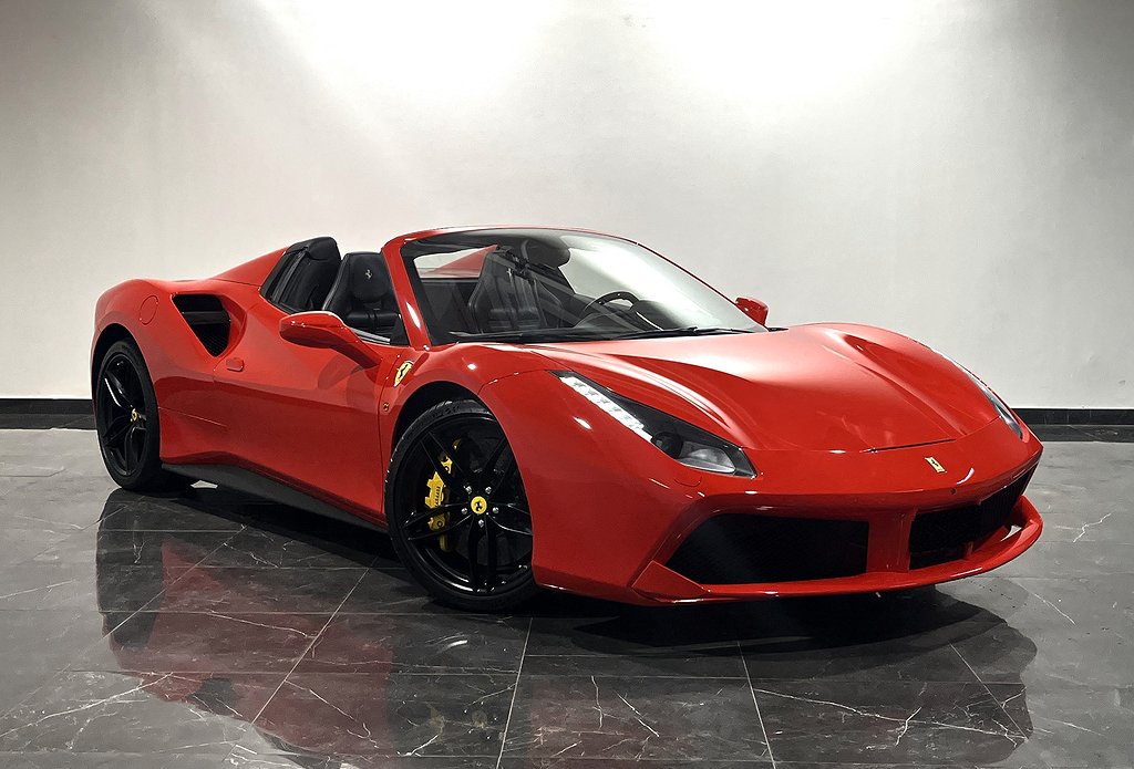 Ferrari 488 GTS 3.9 V8 DCT SPIDER KOLFIBER SKALSTOLAR JBL 