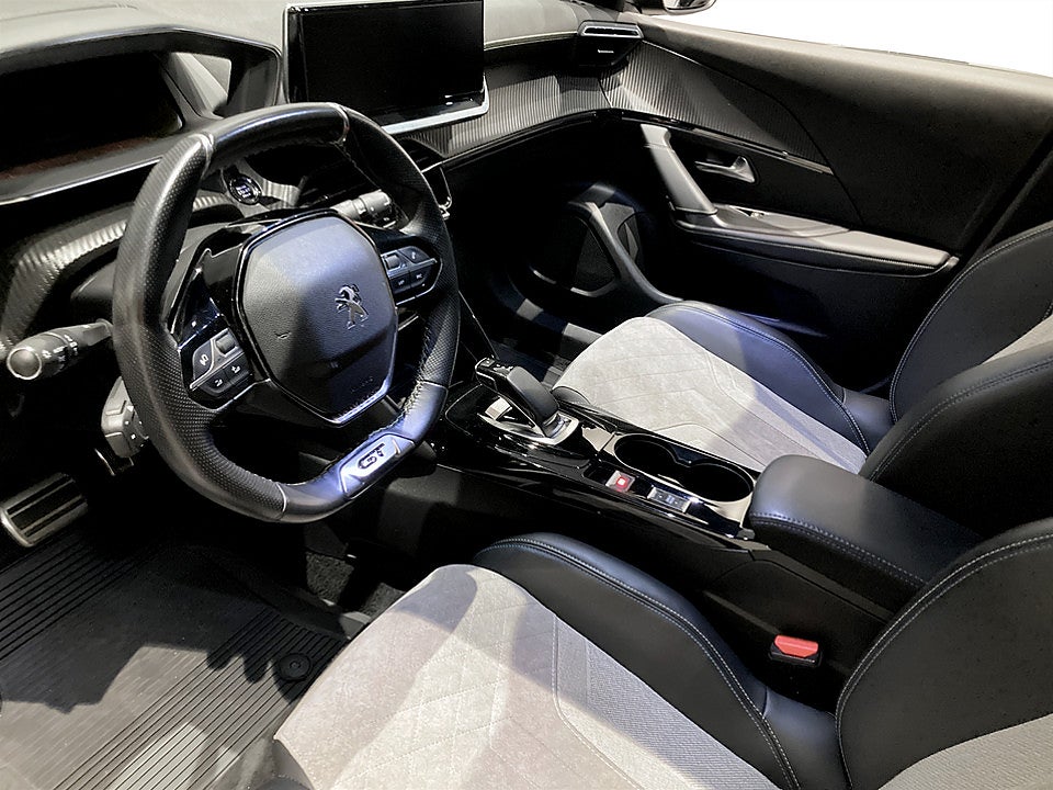 Bild på Peugeot E-2008 GT Pack 50kWh 136hk Aut - B-KAMERA, CARPLAY