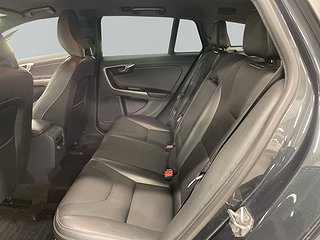 Volvo V60 Cross Country D3 Momentum S&V-hjul/Drag/Värmare