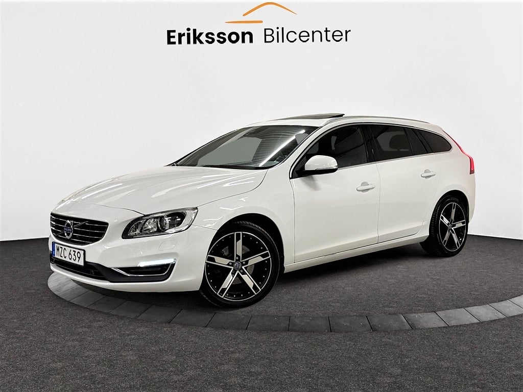 Volvo V60 D4 Geartronic 190hk Summum Taklucka/Navi/Keyless/D-värm