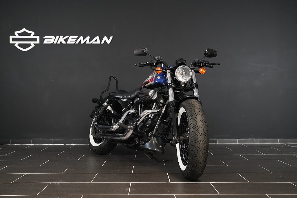 Harley-Davidson XL1200X Forty Eight Vance & Hines Short Shots