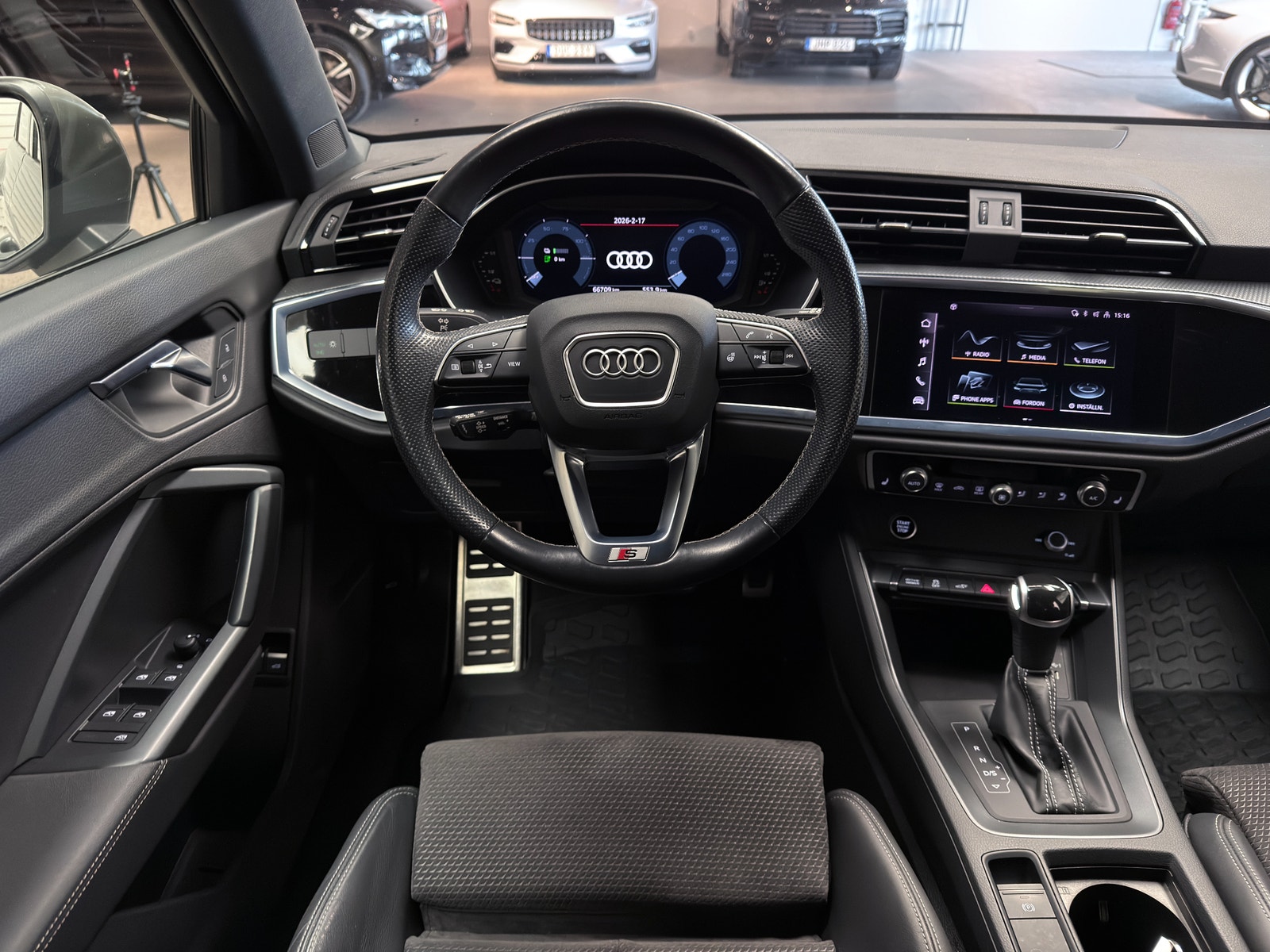 Audi Q3 45 TFSI e 245hk S-line | Dragkrok | Svart Optikpaket 2021 - miniatyr 11