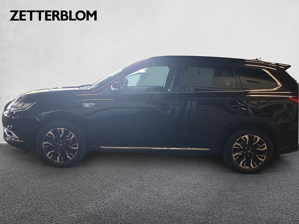 Kombi Mitsubishi Outlander 2 av 12