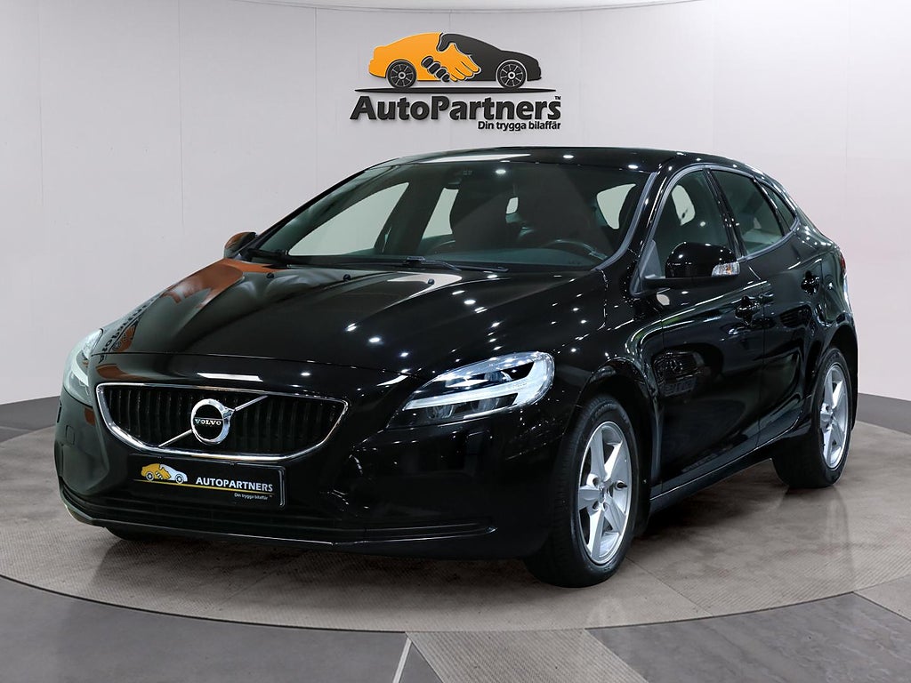 Volvo V40 T2 122hk Momentum P-Sensorer LED-FULL GPS 0% Ränta